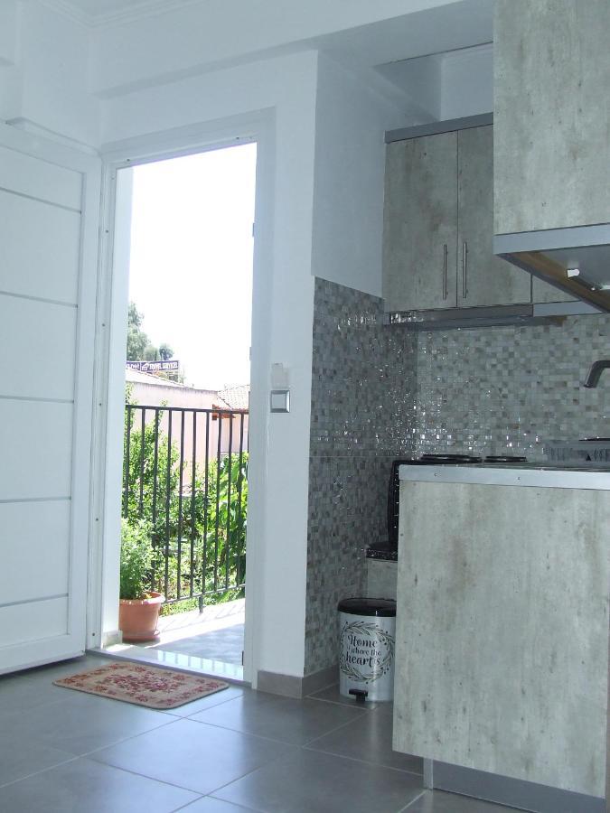 Perivoli Tessa's * Parga