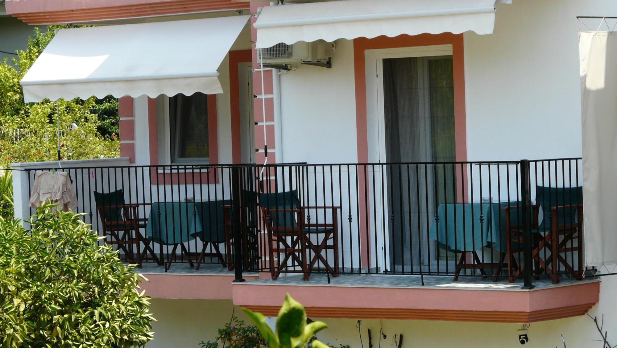 Perivoli Tessa's Parga